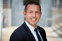 Headshot photo of Yan Slavinskiy