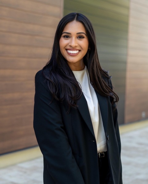 Headshot photo of Noemi Reyes